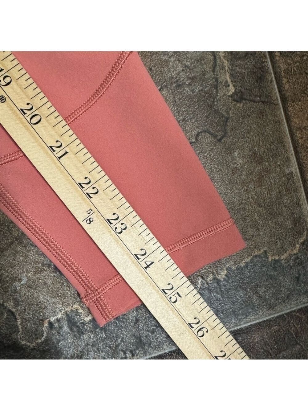Lululemon In Movement Tight 25 Inch Everlux Rustic Coral Size 2 - Picture 10 of 10